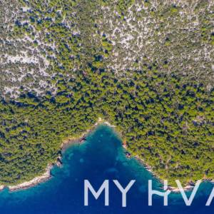 Zemljište sa privatnom uvalom