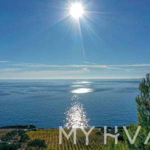 Zemljište sa projektom i pogledom na more﻿