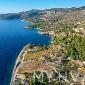 Zemljište sa projektom i pogledom na more﻿