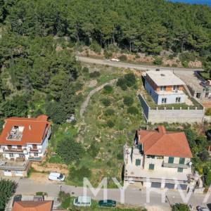 Zemljište sa projektom vile u Jelsi