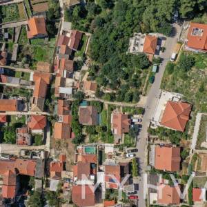 Zemljište sa projektom vile u Jelsi