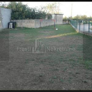 ZEMUNIK DONJI -ATRAKTIVNA KATNICA 185m2 u CENTRU 