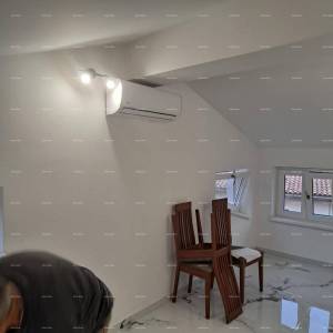 ŽMINJ – Prodaje se suvlasnički dio kuće (3 stambene jedinice)