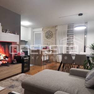 Žnjan, dvosoban, namješten, garažno mjesto