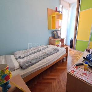 3 sobe, režije uključene najam Split Sućidar