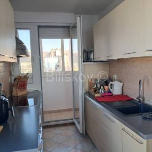 3 sobe, režije uključene najam Split Sućidar