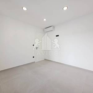 Apartman Vir penthouse s krovnom terasom – novogradnja