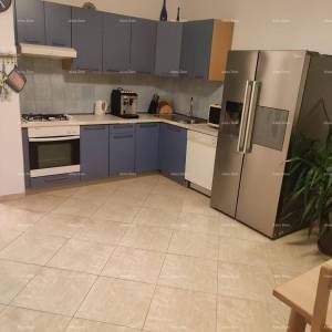 Apartmanska kuća s pogledom na more