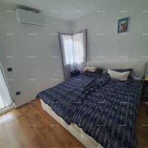 Apartmanska kuća s pogledom na more