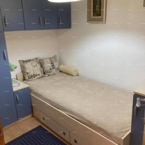 Apartmanska kuća u centru Vrsara – 200 m od mora