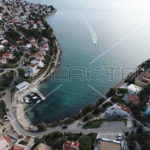 Apartmanski objekt na otoku Čiovu, uvala Mavarčica , 150 metara od mora 