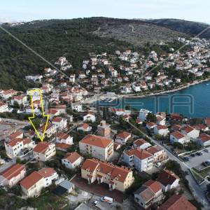 Apartmanski objekt na otoku Čiovu, uvala Mavarčica , 150 metara od mora 