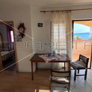 Apartmanski objekt na otoku Čiovu, uvala Mavarčica , 150 metara od mora 