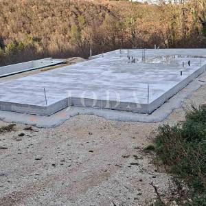 Atraktivno građevinsko zemljište,LABIN