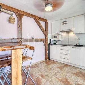 Autentična kamena kuća u Crikvenici – tiha mikrolokacija, idealno za turizam