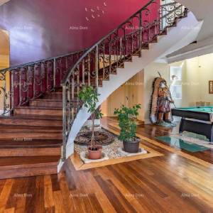 Banjole 7 km od centra grada Pule. 4 km do grada Medulina.