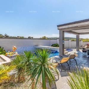 Banjole 7 km od centra grada Pule. 4 km do grada Medulina.