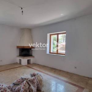 Barban, imanje sa tri kuće