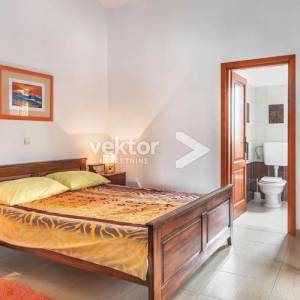 Barban okolica, kuća s bazenom