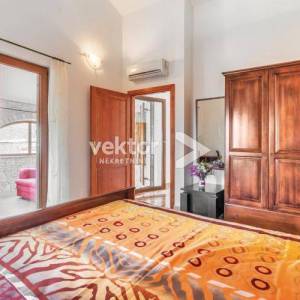 Barban okolica, kuća s bazenom