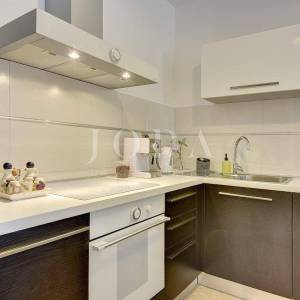 Barban, okolica, renovirana kuća sa bazenom u malom istarskom mjestu