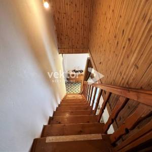 Barban, okolica, starina za adaptaciju s dodatnim objektom