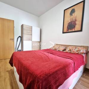 Belveder, 44 m² stan potpuno uređen, blizu centra – uključen namještaj