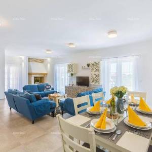 Blizina Barbana! Kuća s bazenom, saunom i jacuzijem!