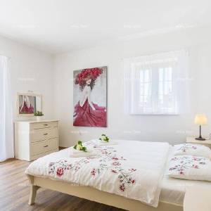 Blizina Barbana! Kuća s bazenom, saunom i jacuzijem!