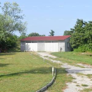 Blizina Marčane, kuća na velikom terenu od 26.000 m2.