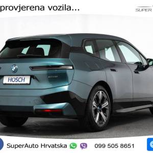 BMW iX 111.5 kWh xDrive50 Sportpaket 523 KS, ZRAČNI+LED+HEAD+GR SJED+KAM+VIRT