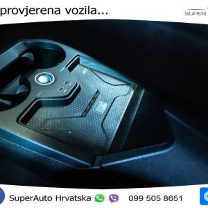 BMW iX 111.5 kWh xDrive50 Sportpaket 523 KS, ZRAČNI+LED+HEAD+GR SJED+KAM+VIRT