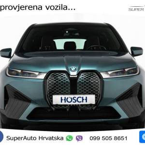 BMW iX 111.5 kWh xDrive50 Sportpaket 523 KS, ZRAČNI+LED+HEAD+GR SJED+KAM+VIRT