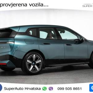 BMW iX 111.5 kWh xDrive50 Sportpaket 523 KS, ZRAČNI+LED+HEAD+GR SJED+KAM+VIRT