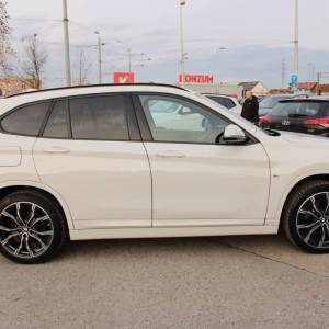 BMW X1 18d AUTOMATIK M-paket *LED, NAVIGACIJA, KAMERA*