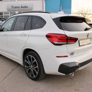 BMW X1 18d AUTOMATIK M-paket *LED, NAVIGACIJA, KAMERA*