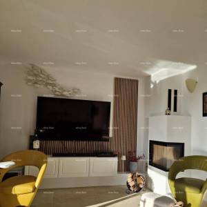 BUJE – Kuća  s bazenom i panoramskim pogledom