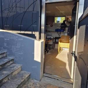 BUJE – Kuća  s bazenom i panoramskim pogledom