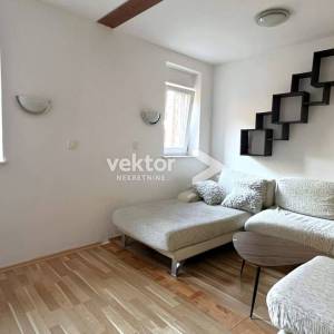 Bulevard, 1-soban s dnevnim boravkom, okućnica na korištenje