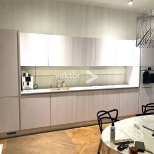 Bulevard, uređen 2-soban s dnevnim boravkom