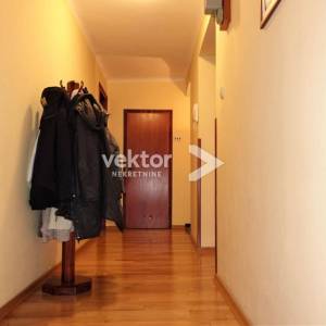 Centar, 110m2, 4-soban