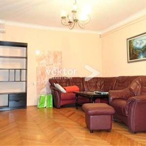 Centar, 110m2, 4-soban
