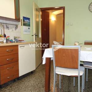 Centar, 110m2, 4-soban