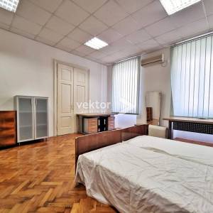 Centar, 112m2, idealno za poslovni prostor