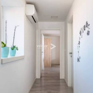 Centar, 3-soban stan, idealan za investiciju