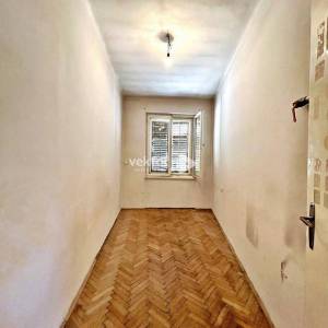 Centar, 3-soban stan na atraktivnoj lokaciji