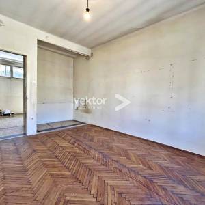 Centar, 3-soban stan na atraktivnoj lokaciji