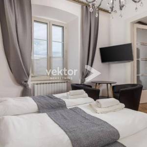 Centar, dva apartmana u strogom centru grada