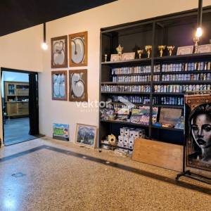 Centar, poslovni prostor, 93m2, zakup