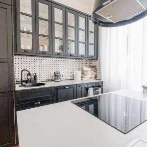 Centar, stan s dvije stambene jedinice, idealan za investiciju